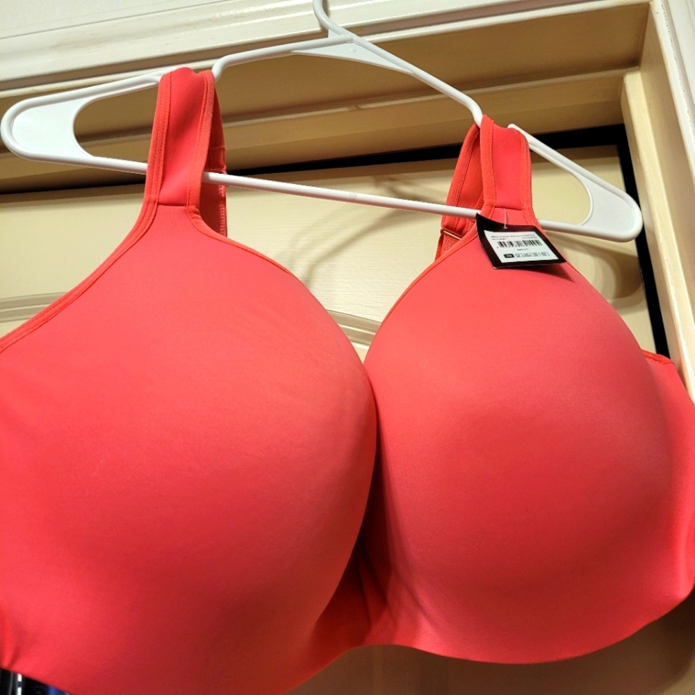 AVENUE new hot pink underwire bra, 50 DDD, NWT